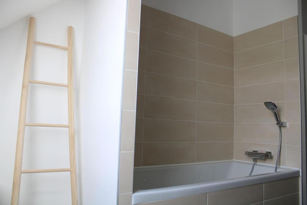 Gite De Charme A La Ferme - Duplex Landrévarzec Exteriör bild