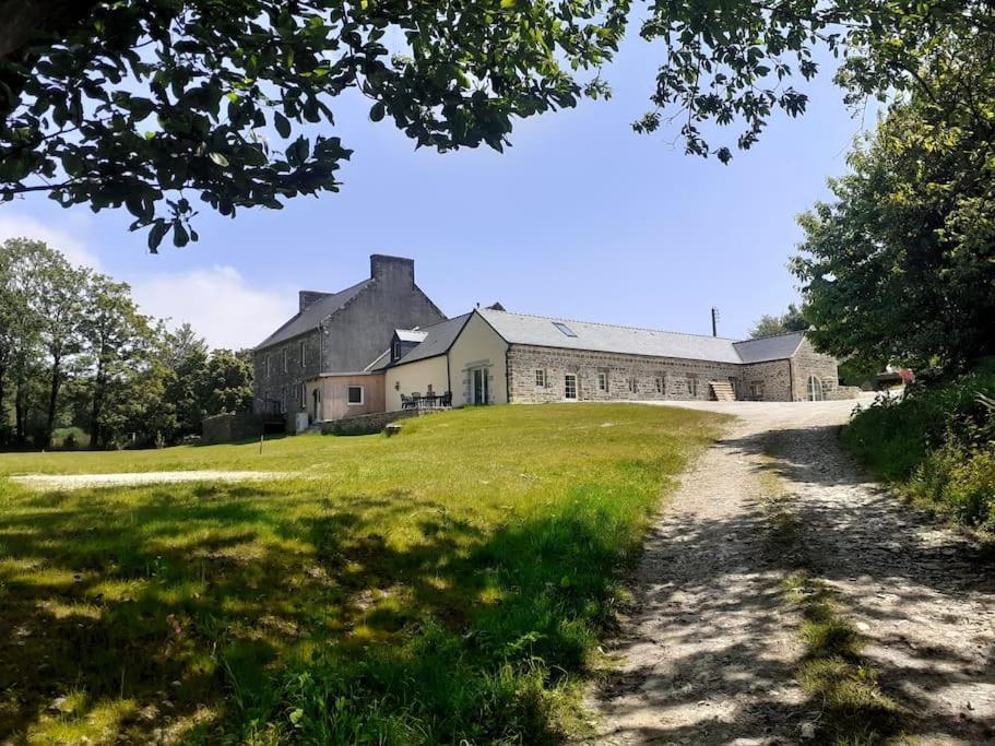 Gite De Charme A La Ferme - Duplex Landrévarzec Exteriör bild